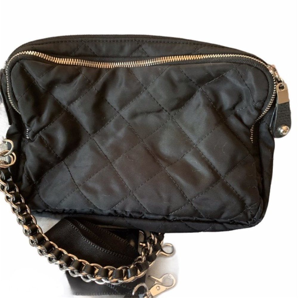 BLVD Quilted Purse with Interchangeable Straps - Picture 5 of 7